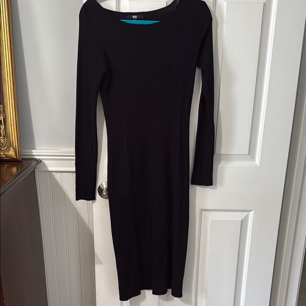 Elegant Black Ribbed Knit Dress